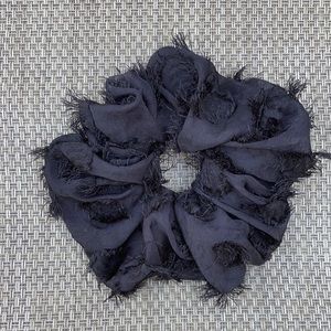 ⚜️Black Frayed Over Sized Hair Scrunchy! NWOT!